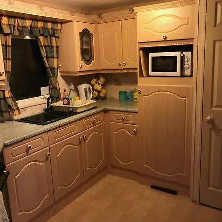 The Fox Inn, Roxby, Static Caravan Apartment Roxby